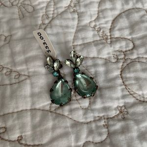 NWT Trashy Diva Vintage Drop Earrings